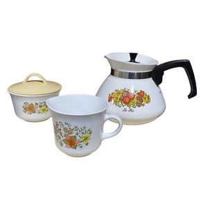 Vintage CORELLE Sugar Bowl w/ melamine Lid, Creamer & 6 cup Coffee Pot EUC